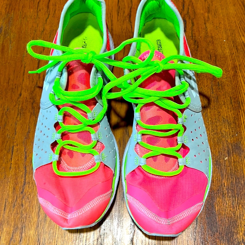 Under Armour Women’s  shoes aside 10